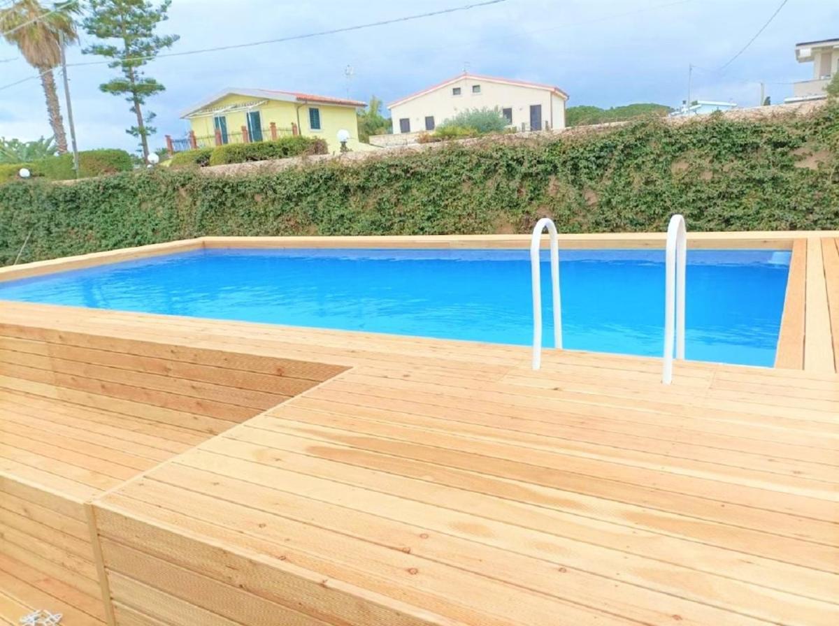 La Pineta Villa *